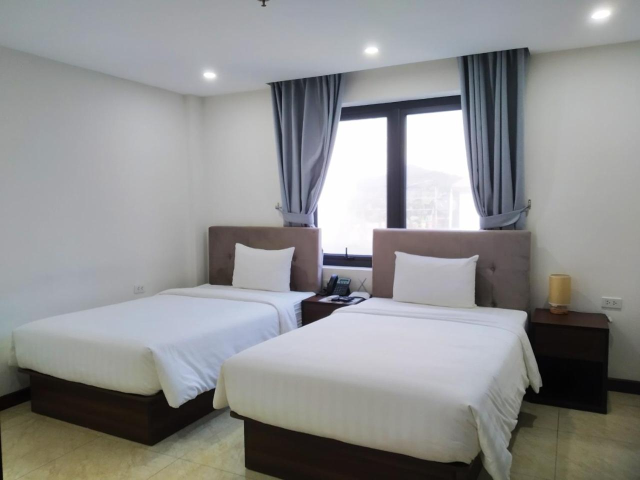 K Business 1 Hotel My Dinh 미딩 Ханой Екстер'єр фото